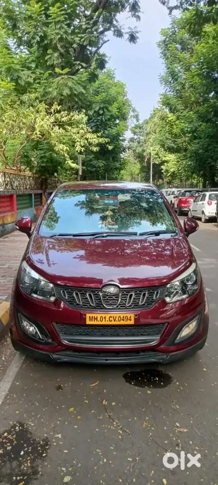 Mahindra Marazzo M8 2018
