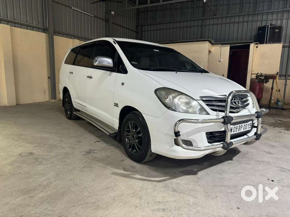 Toyota Innova Crysta