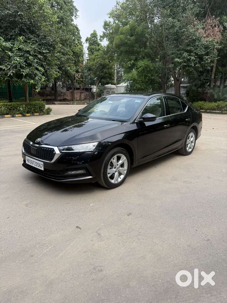 Skoda Octavia 2.0 Style Tsi At, 2022, Petrol
