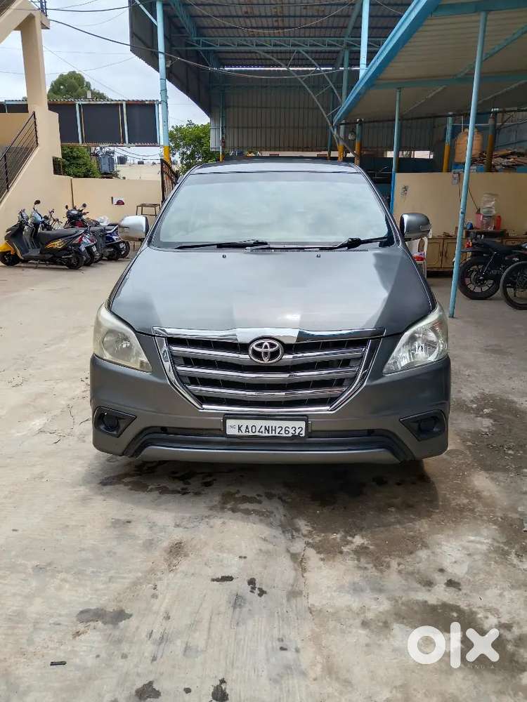 Toyota Innova 2012 Diesel Well Maintained