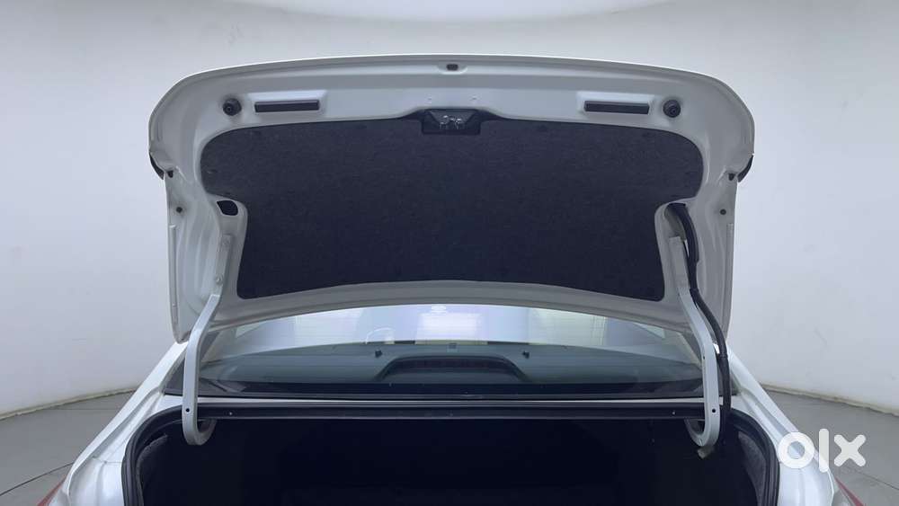 Honda City Zx Petrol Cvt, 2023, Petrol