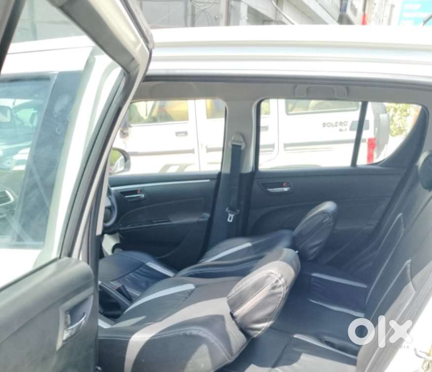 Maruti Suzuki Swift Vxi + Manual, 2016, Petrol