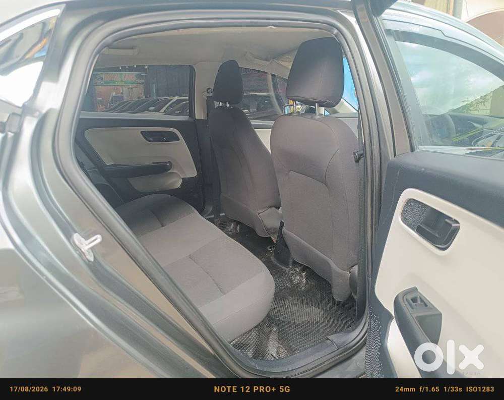 Tata Altroz 1.2 Xm Plus, 2023, Petrol