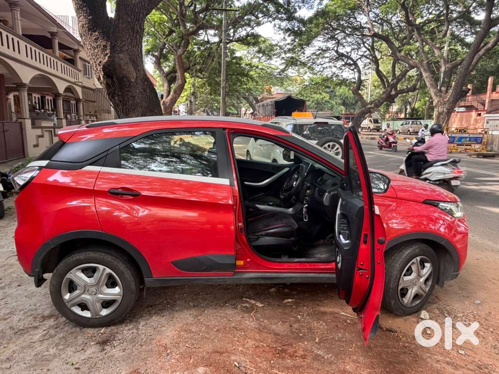 Tata Nexon Petrol 2022