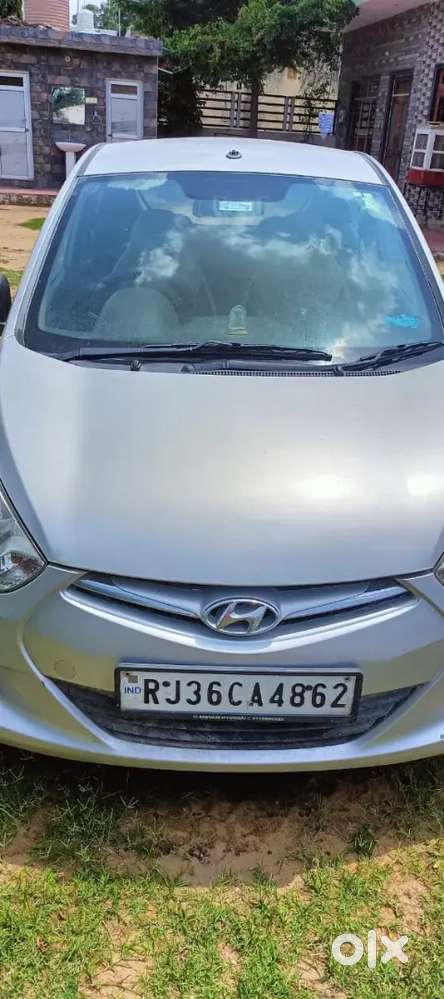 Hyundai Eon Magna + 2015 Petrol Manual