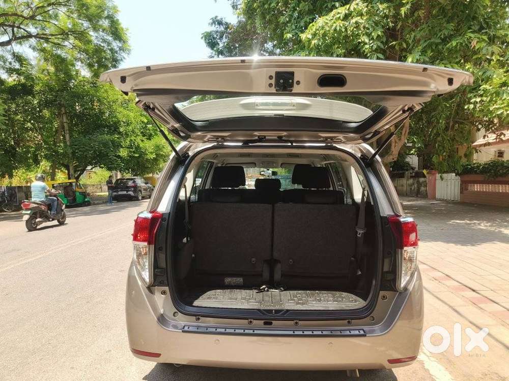 Toyota Innova Crysta 2.4 G MT, 2018, Diesel