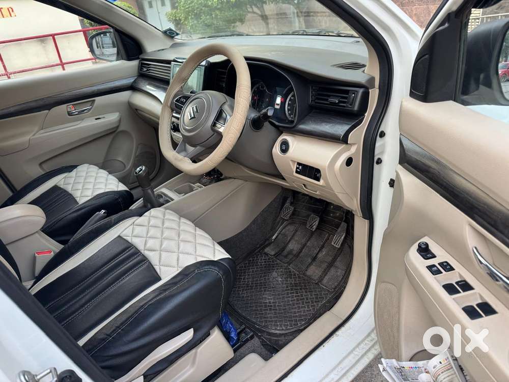 Maruti Suzuki Ertiga Zxi (o) Cng [2022-2023], 2022, Cng & Hybrids