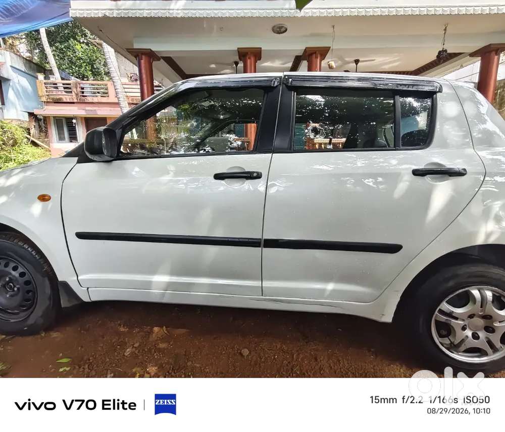 Maruti Suzuki Swift Vxi 2011