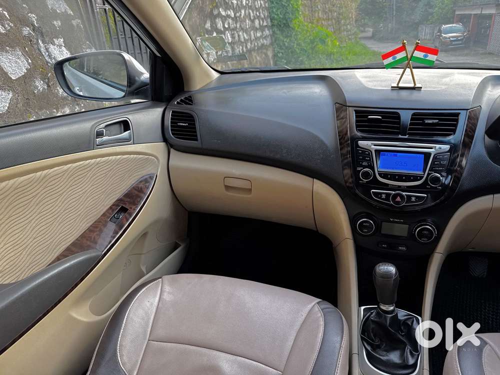 Hyundai Verna 1.6 Sx Vtvt, 2014, Petrol