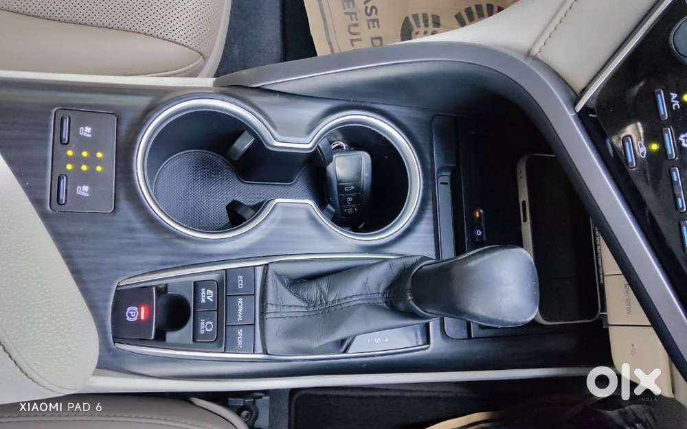 Toyota Camry [2019-ongoing] 2.5 Hybrid, 2022, Petrol