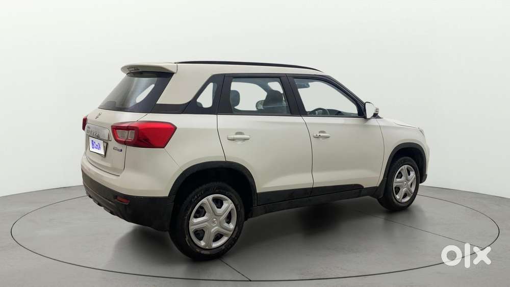 Maruti Suzuki Vitara Brezza 1.5 Vxi At, 2022, Petrol