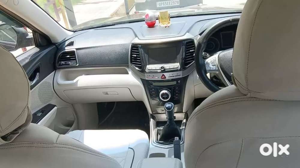 Mahindra Xuv300 W8, 2022, Petrol