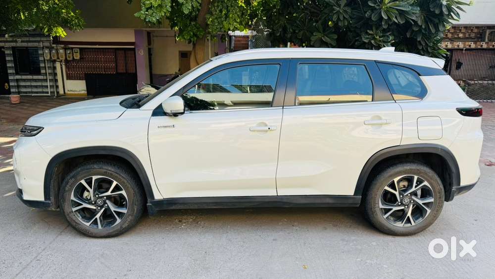 Toyota Urban Cruiser 2023 V Hybrid