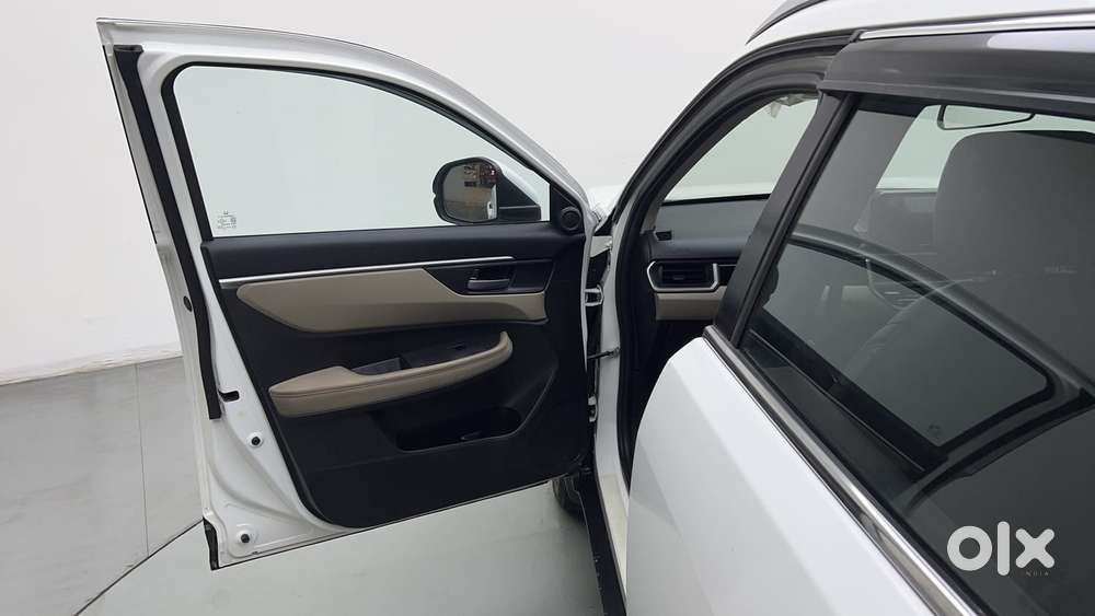 Honda Elevate Vx Cvt, 2023, Petrol