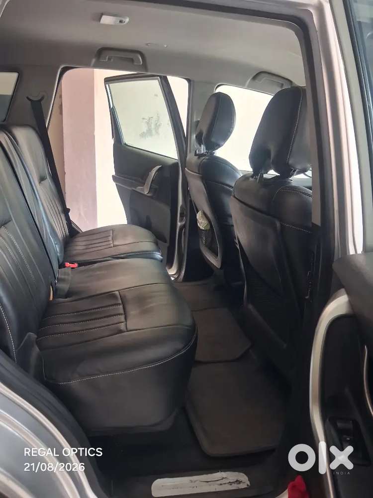 Mahindra Xuv500 2.2 W7 2019