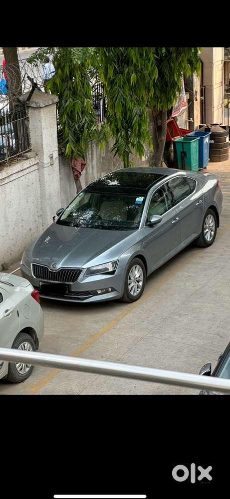 Skoda Superb Model 2017 Automatic Petrol