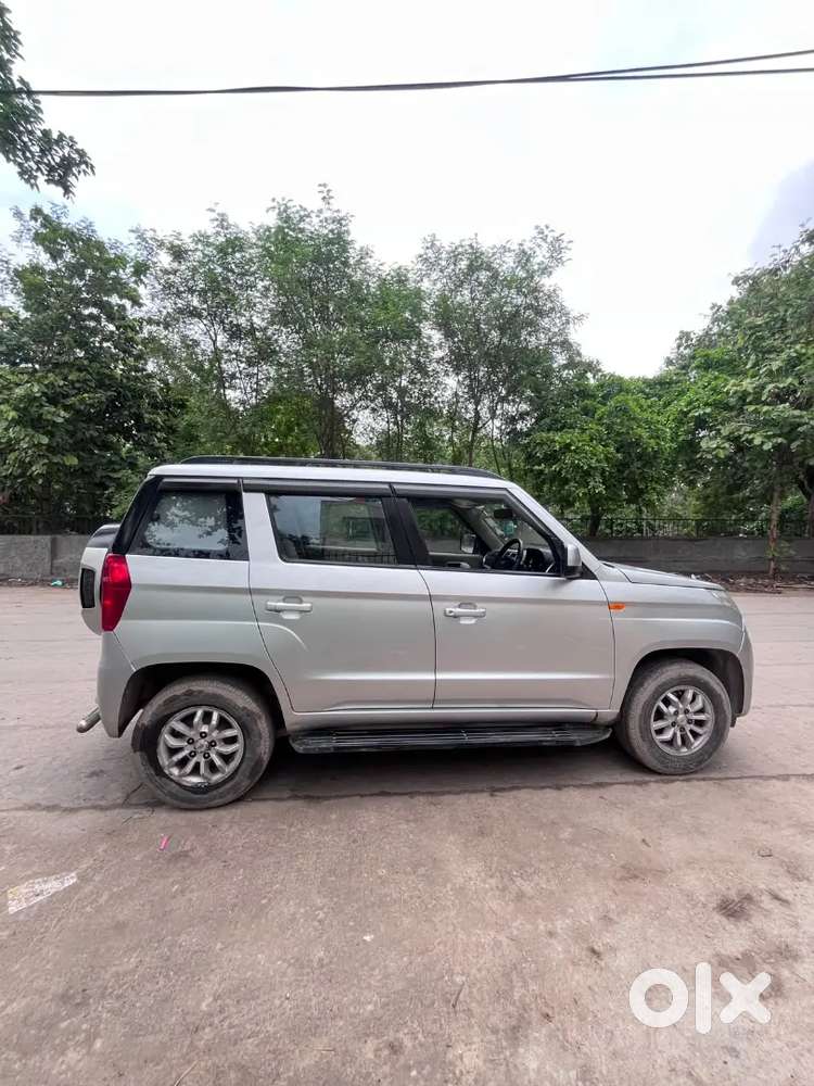 Mahindra Tuv 300 2016