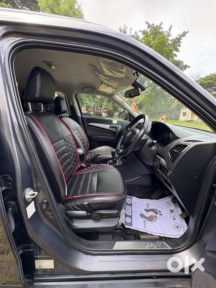 Toyota Urban Cruiser 1.5 Premium Grade Dual Tone Mt, 2022, Petrol