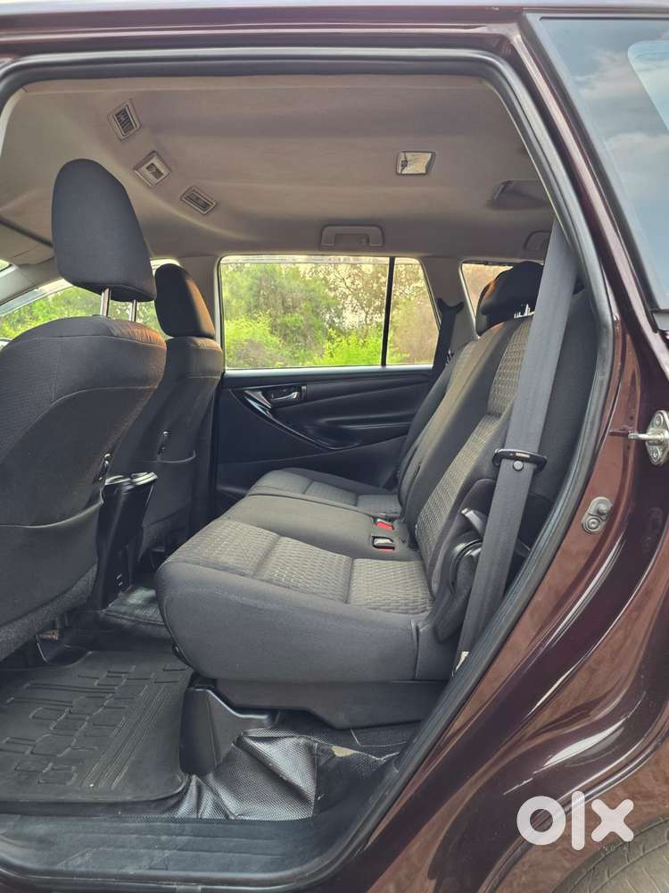 Toyota Innova Crysta 2.8 Gx At, 2012, Diesel