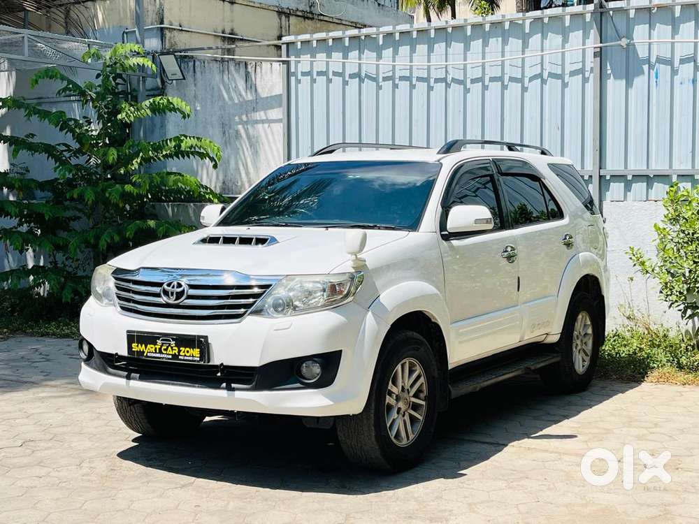 Toyota Fortuner 3.0 4x2 Mt, 2012, Diesel