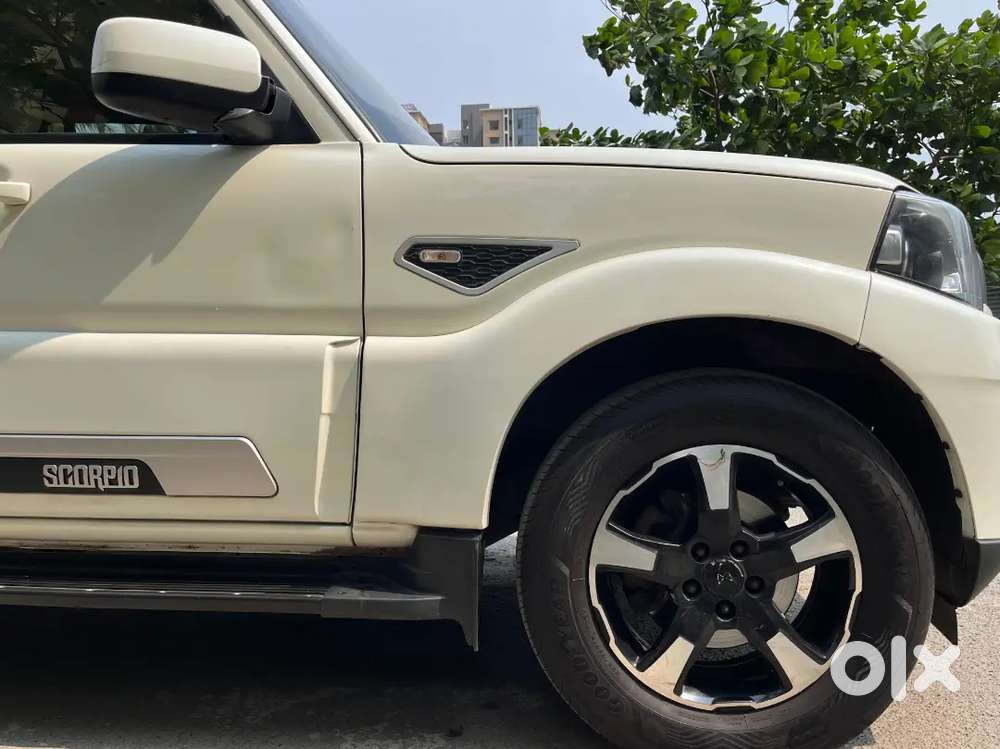 Mahindra Scorpio S11 Classic Bs-vi Car Of 2023 Supermint Condition
