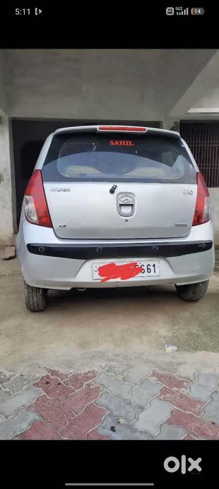Hyundai Grand I10 2011 Petrol ऑटोमैटिक