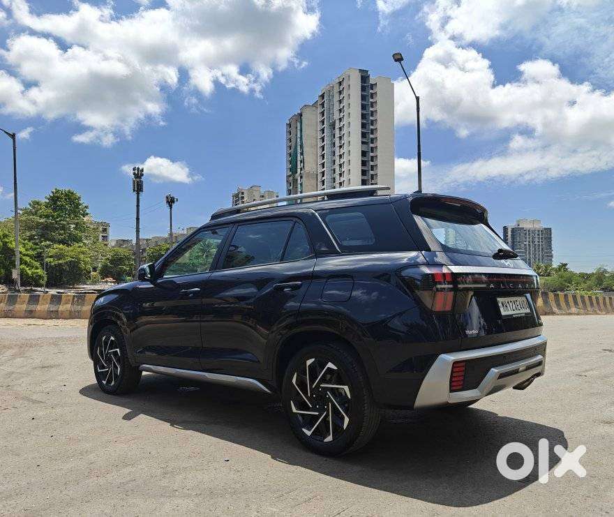 Hyundai Alcazar 2.0 Signature (o) Petrol At 6 Str, 2024, Petrol
