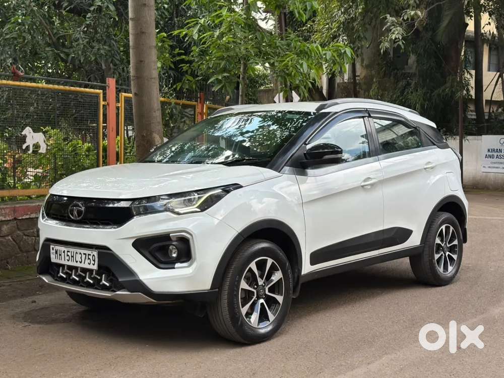 Tata Nexon 1.2 Revotron Xza Plus, 2020, Petrol