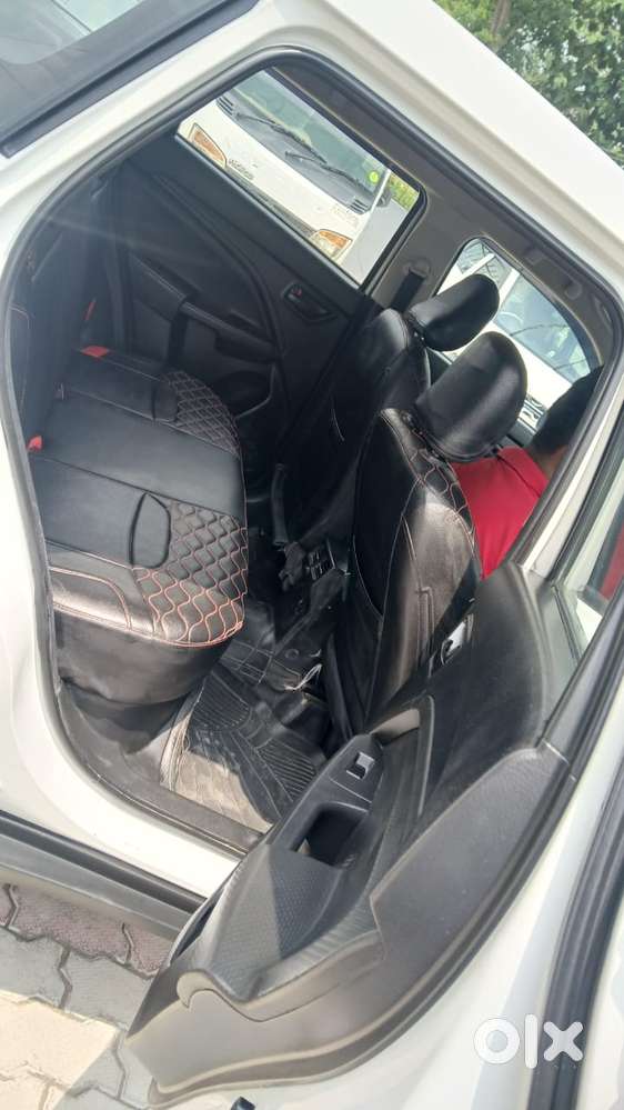Maruti Suzuki Brezza 1.5 Lxi Cng, 2023