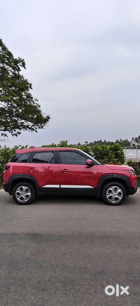 Maruti Suzuki Brezza 2024 C N G Company Service Showroom Candision Sho