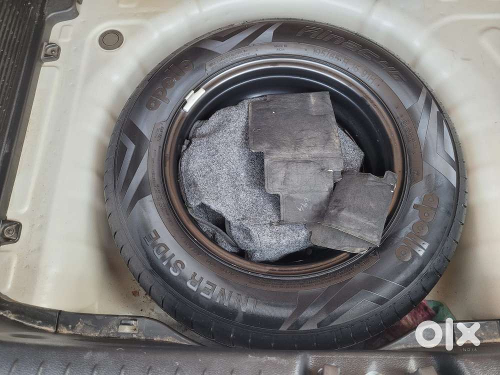 Hyundai Venue S (o) 1.2 Petrol Knight Edition, 2025, Petrol