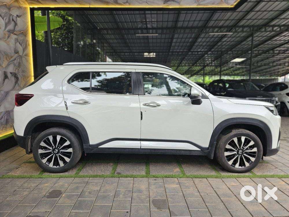 Honda Elevate Zx Cvt, 2023, Petrol