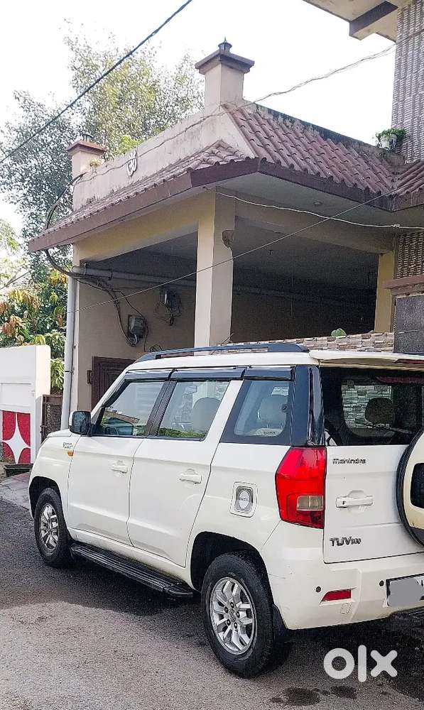 Mahindra Tuv 300 2016