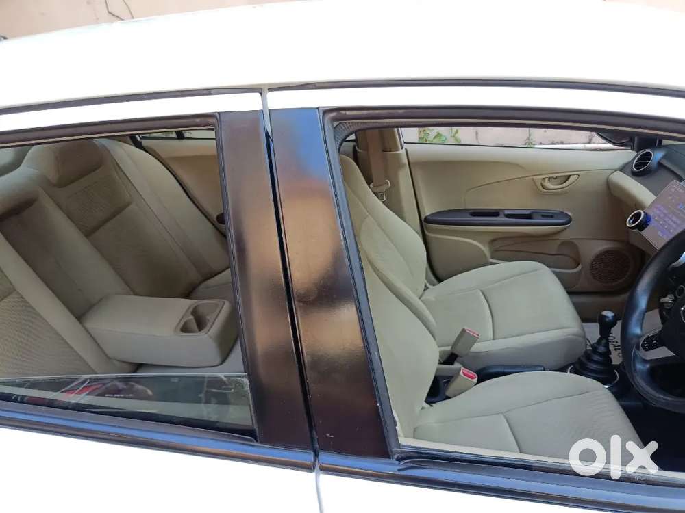 Honda Amaze S Ivtec Petrol 2013
59000 Km
Correct Service
No Replacemen