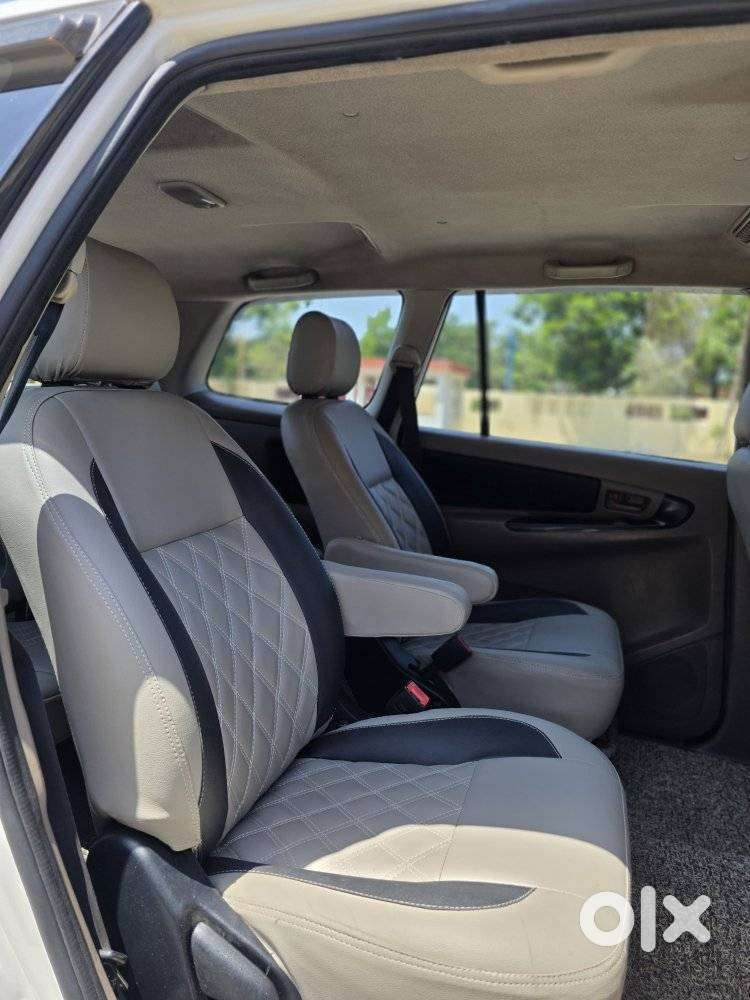 Toyota Innova 2.5 Gx (diesel) 7 Seater, 2015, Diesel
