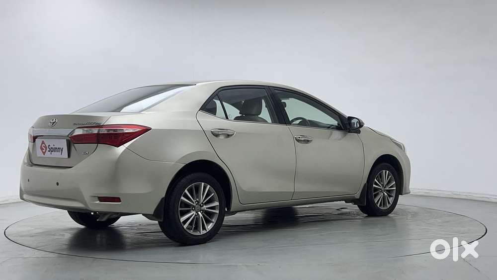 Toyota Corolla Altis 2013-2017 Vl At, 2015, Petrol