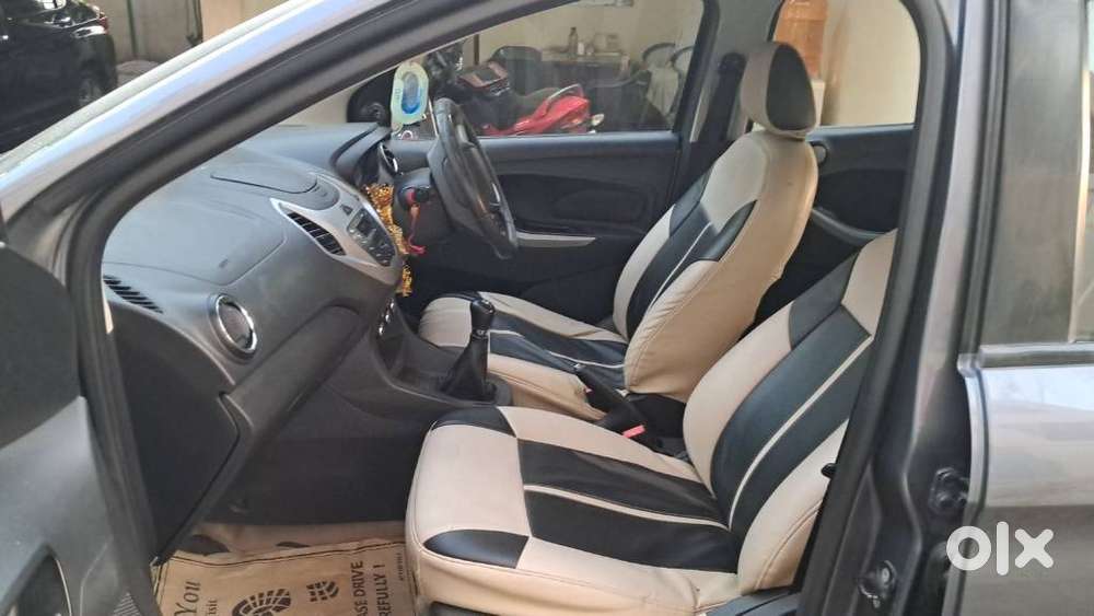 Ford Figo 2012-2015 Petrol Titanium, 2016, Petrol