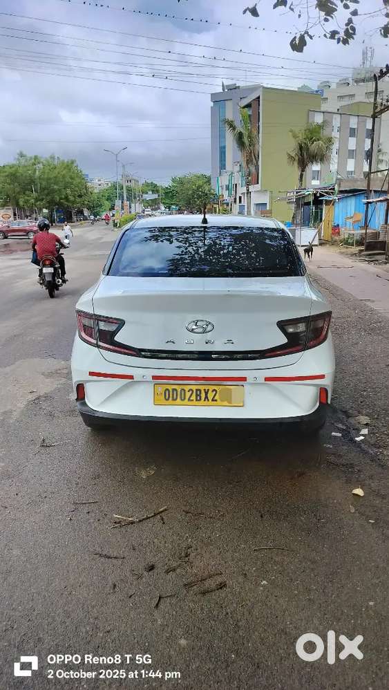 Hyundai Aura / 1.2 S Petrol / Mt. 2022 Premium Care/ 2023-84,000 Km