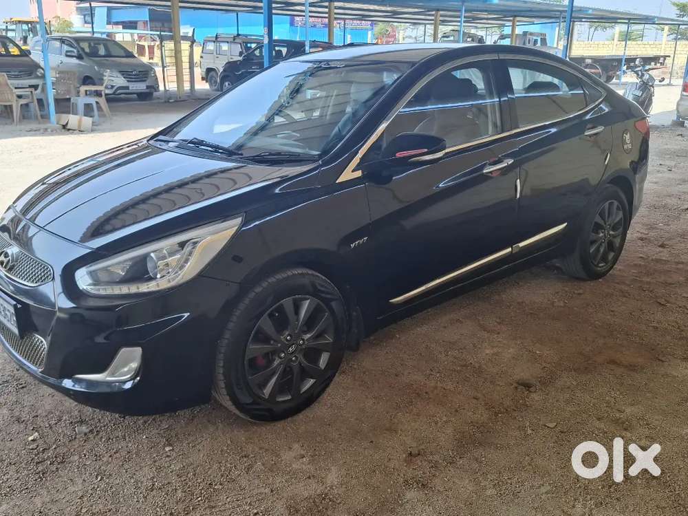 Hyundai Fluidic Verna 2014 Petrol 100500 Km Driven