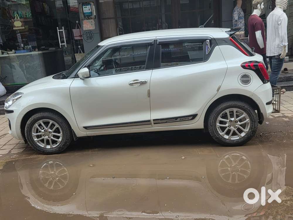 Maruti Suzuki Swift 2023 Petrol Well Maintained
