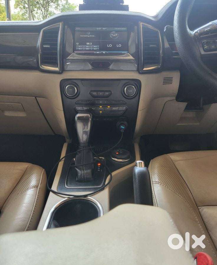 Ford Endeavour 3.2 Titanium At 4x4, 2016, Diesel