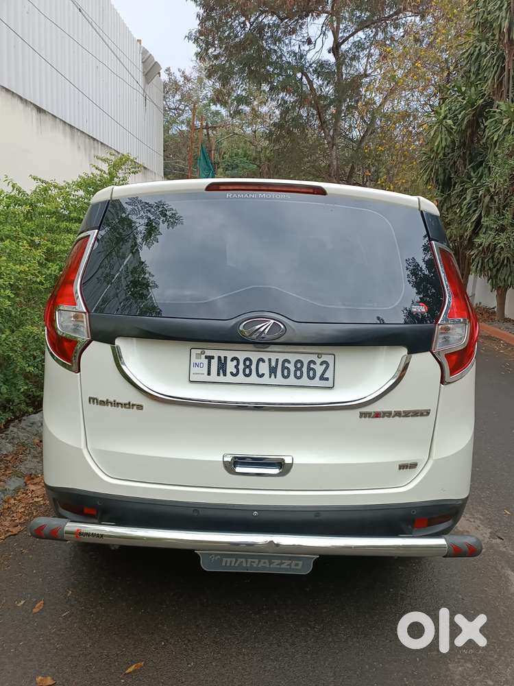 Mahindra Marazzo