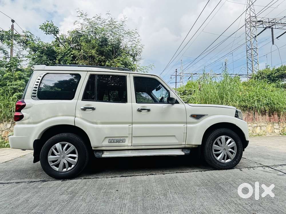 Mahindra Scorpio S4 Plus 9s, 2016, Diesel