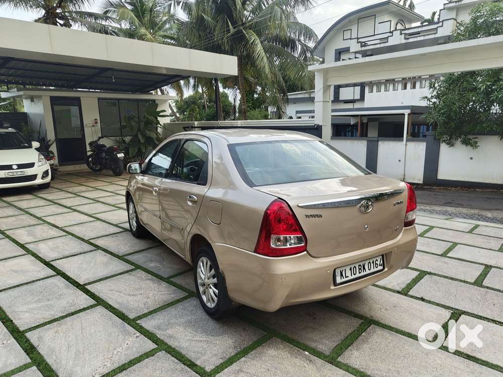 Toyota Etios, 2011, Petrol
