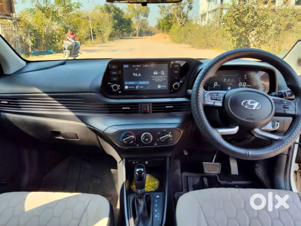 Hyundai I20 Sportz 1.2 Ivt Dual Tone, 2021, Petrol