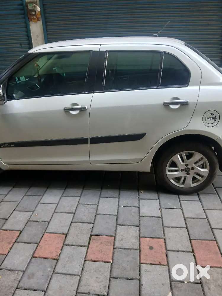Maruti Suzuki Dzire 2012 Petrol