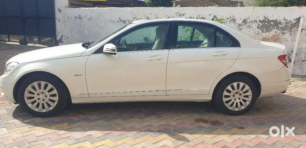 Mercedes Benz C200