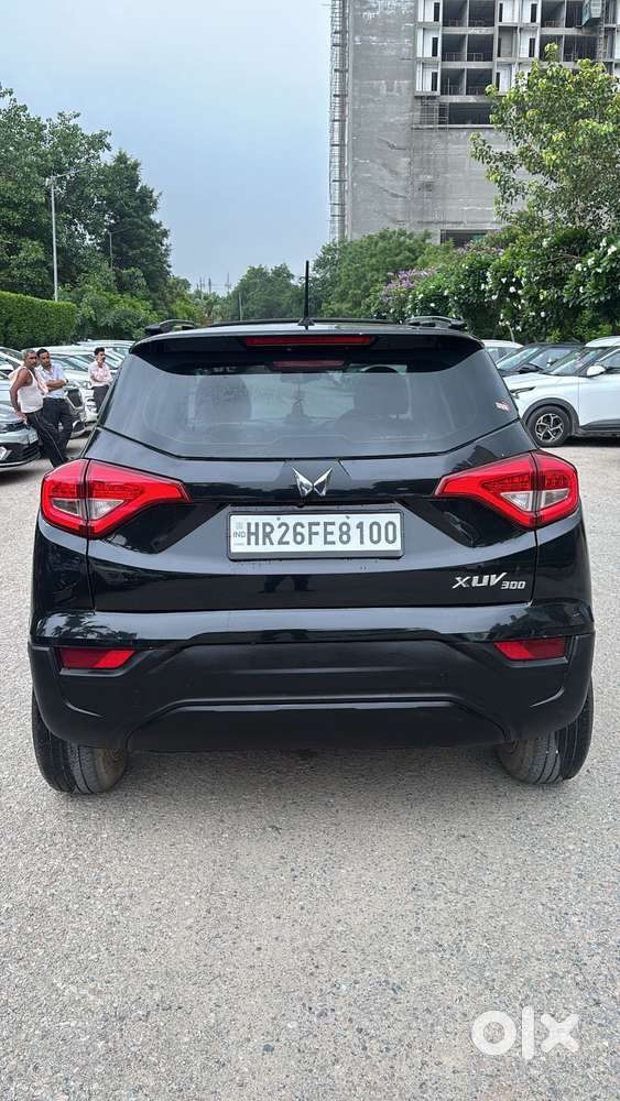 Mahindra Xuv300 W6 Diesel, 2023, Diesel