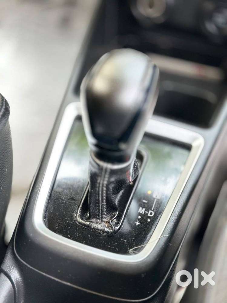 Maruti Suzuki Swift, 2023, Petrol