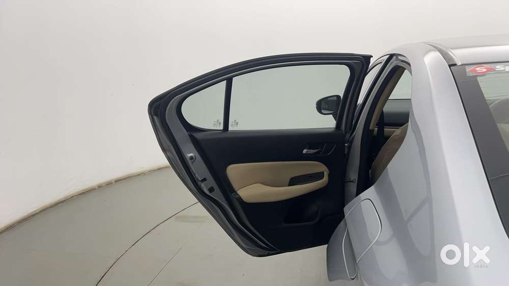 Honda City Vx Petrol Mt, 2022, Petrol